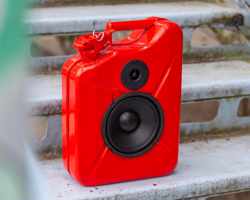 waanzinnig kado - jerrycan - metaal - bluetooth speakers - oplaadbare accu